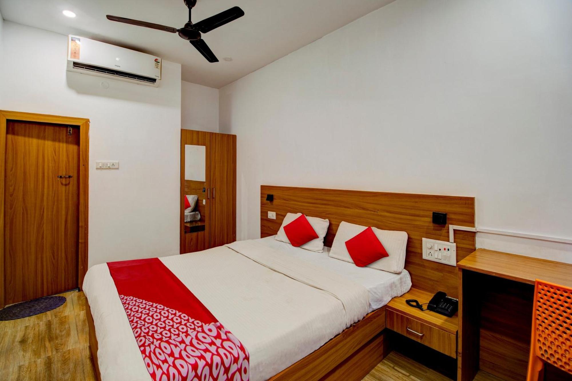 Hotel O Hill View Residency Near Aca Stadium グワーハーティー エクステリア 写真