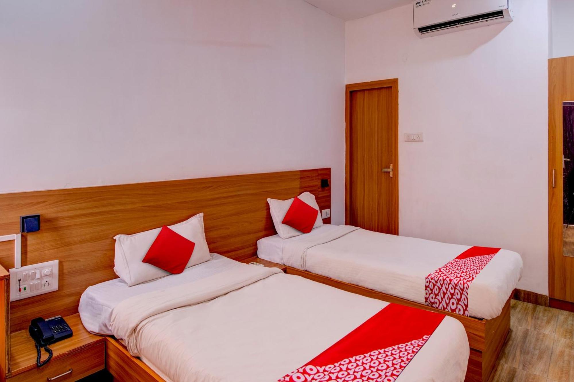 Hotel O Hill View Residency Near Aca Stadium グワーハーティー エクステリア 写真