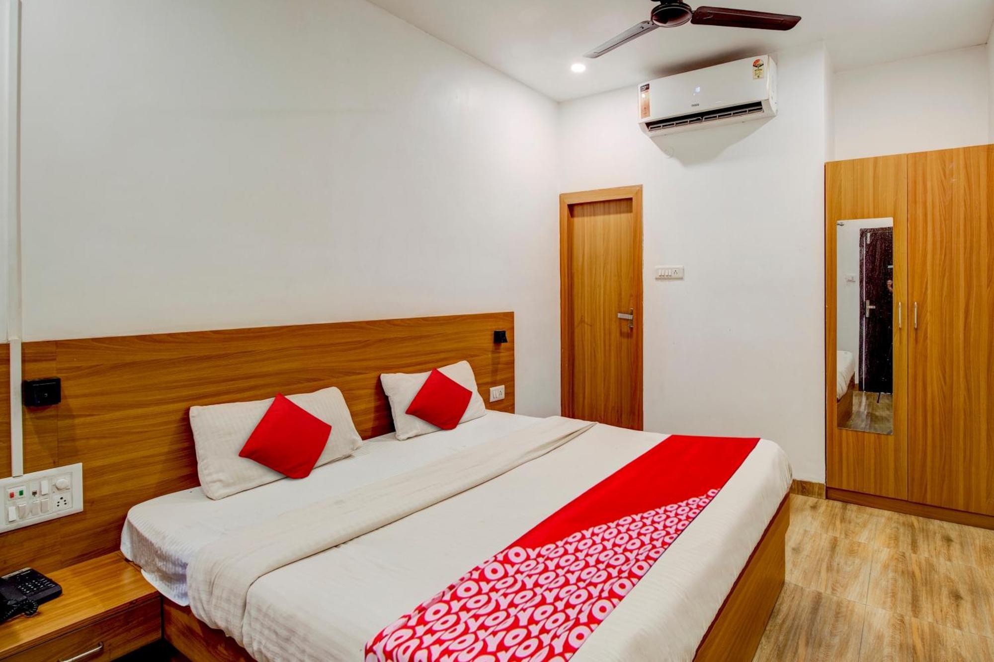 Hotel O Hill View Residency Near Aca Stadium グワーハーティー エクステリア 写真